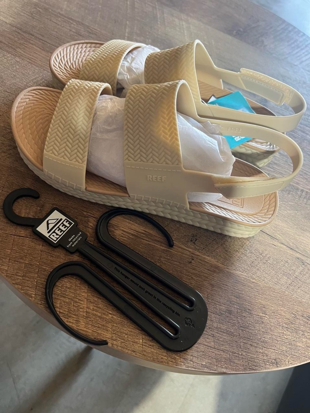 REEF Water Vista Women’s Sandals Size 10 Natural Beige NWT